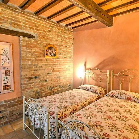 Zona Artigianale Callarella Sleeps 4 Pool