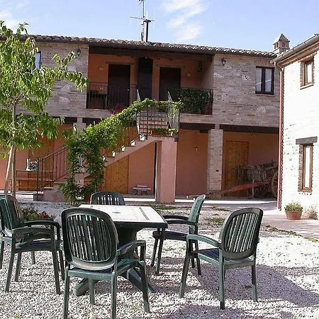 Zona Artigianale Callarella Sleeps 4 Pool Willa Sarnano