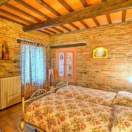 Willa Zona Artigianale Callarella Sleeps 4 Pool Sarnano
