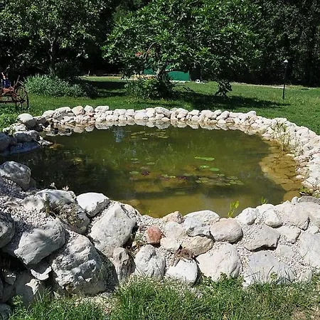 Zona Artigianale Callarella Sleeps 4 Pool Willa